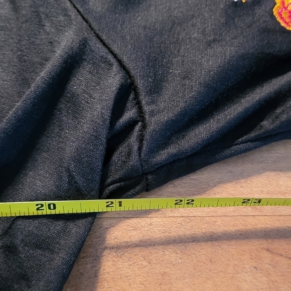 Bloomchic Babydoll Embroidered Shortsleeve V Neck Top - Picture 7 of 7